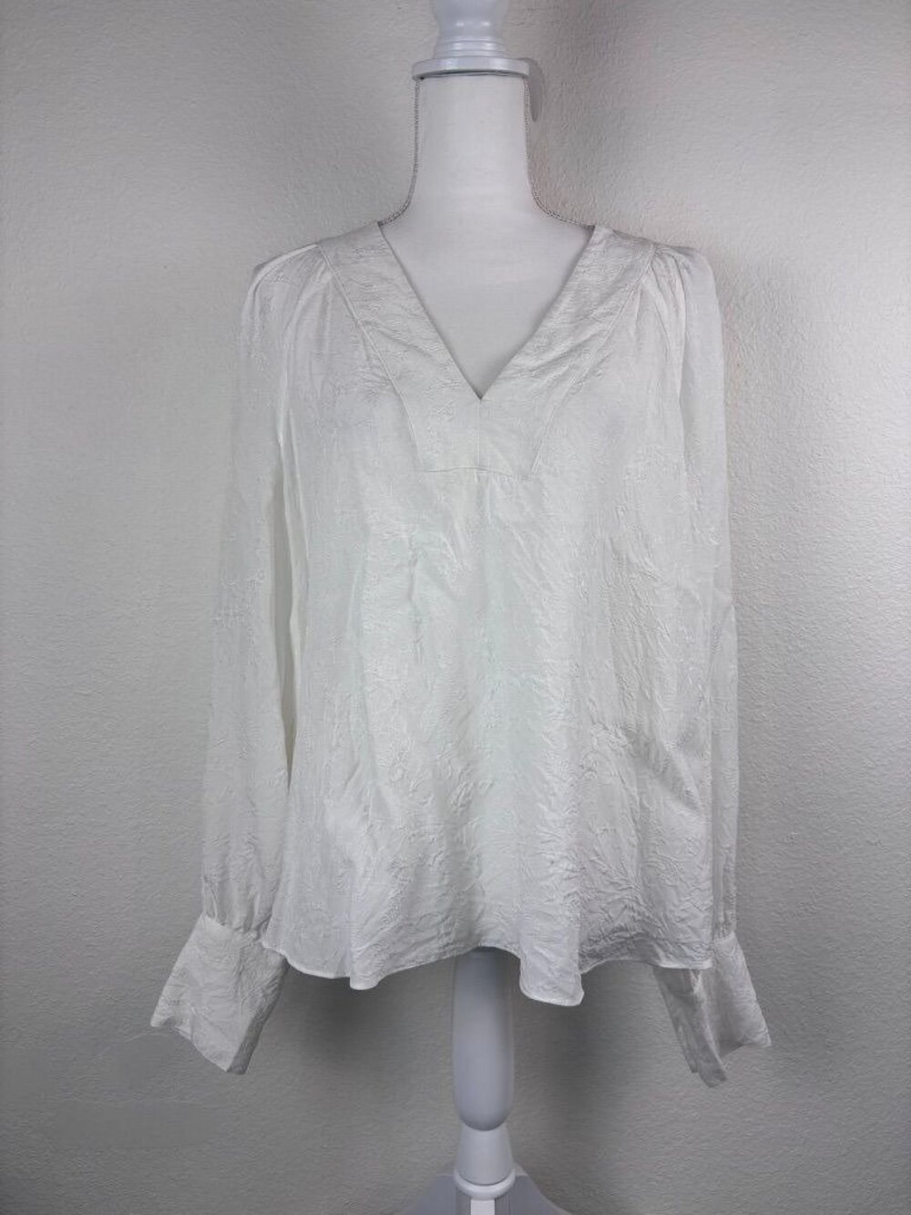 Veronica Beard 12 white textured long sleeve 100% silk painters peasant blouse